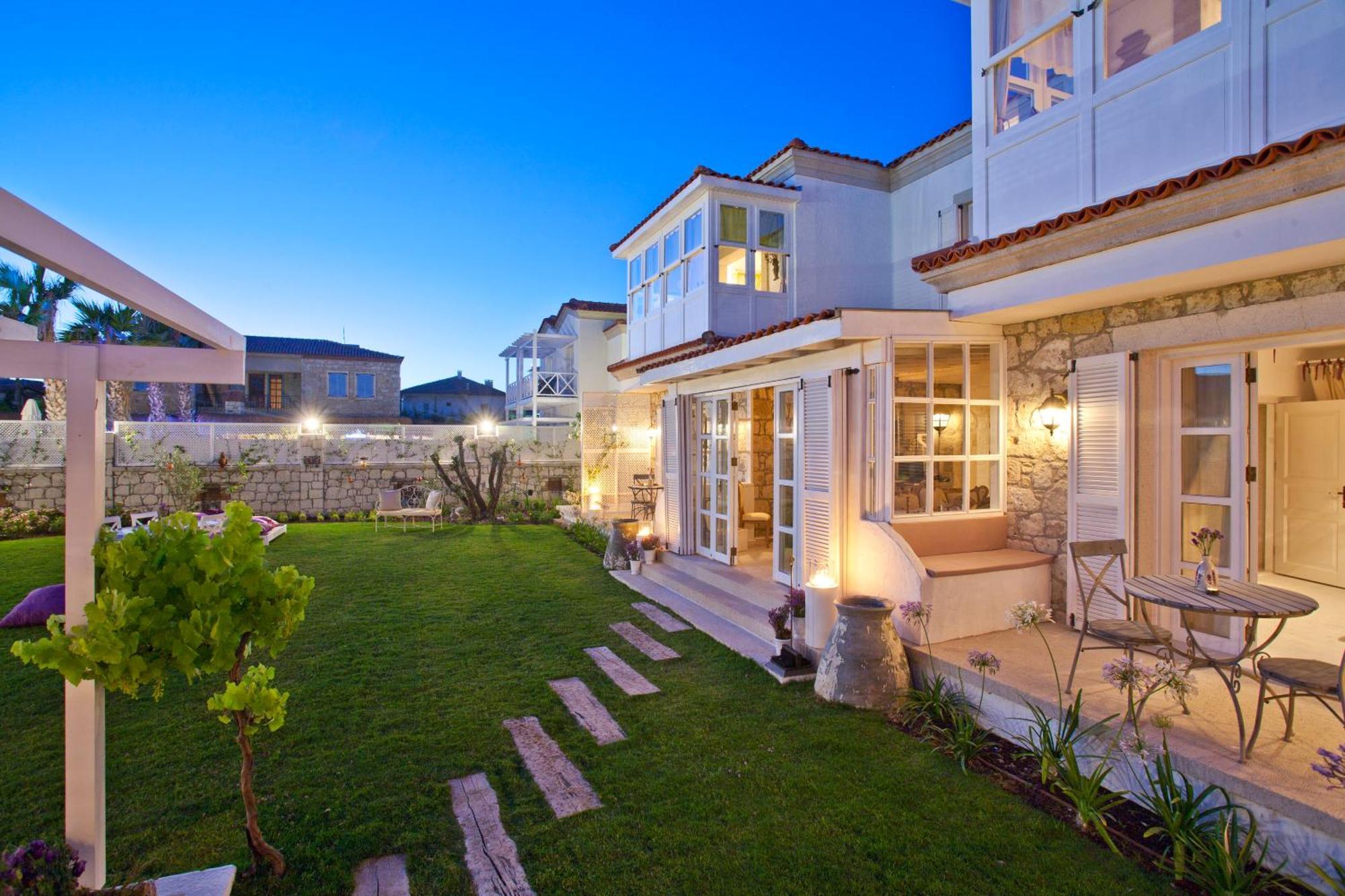 Hane Alacati Boutique Hotel Exterior photo
