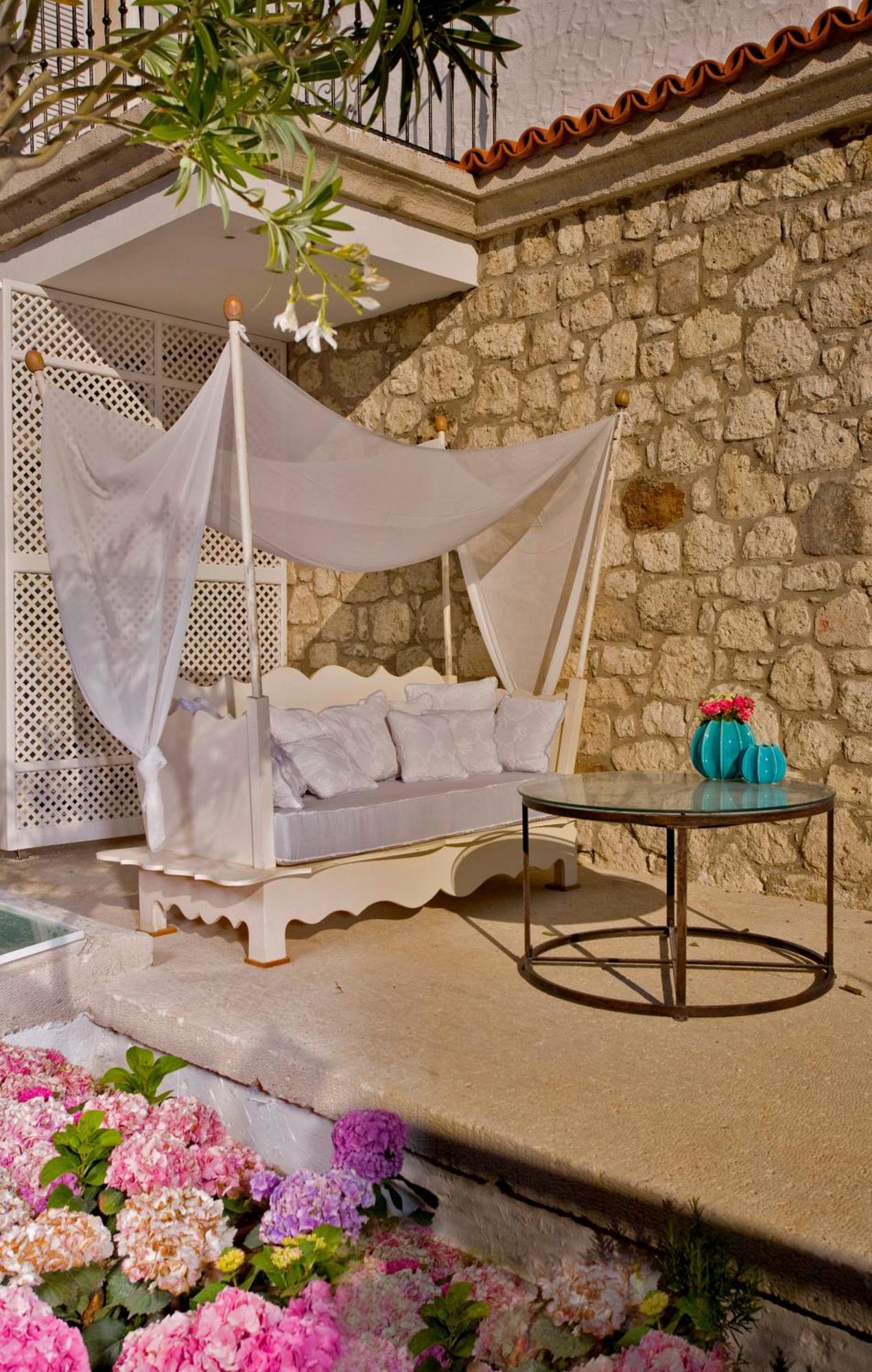 Hane Alacati Boutique Hotel Exterior photo